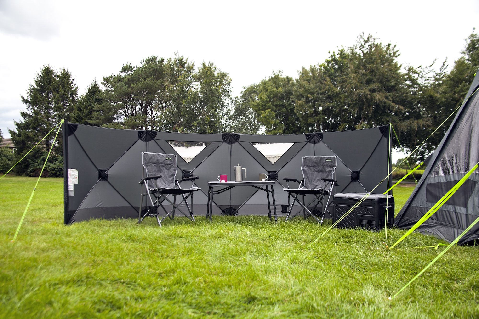 Outdoor Revolution Pronto Tensile Pro 4 Window  Windbreak (500 x 125cm)