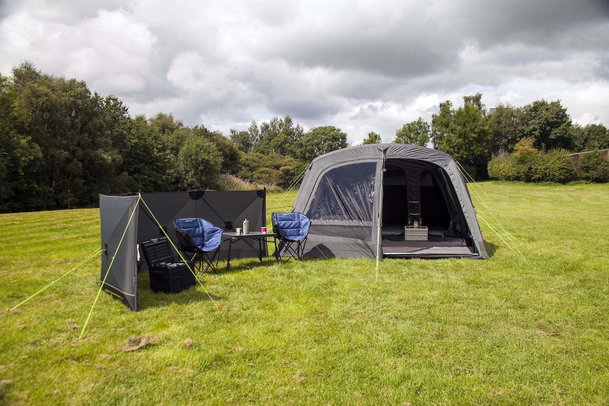 Outdoor Revolution Pronto Tensile Active 4 Windbreak (500 x 125cm)